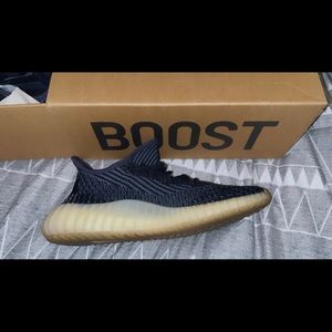 Great condition worn twice, hurt my feet.